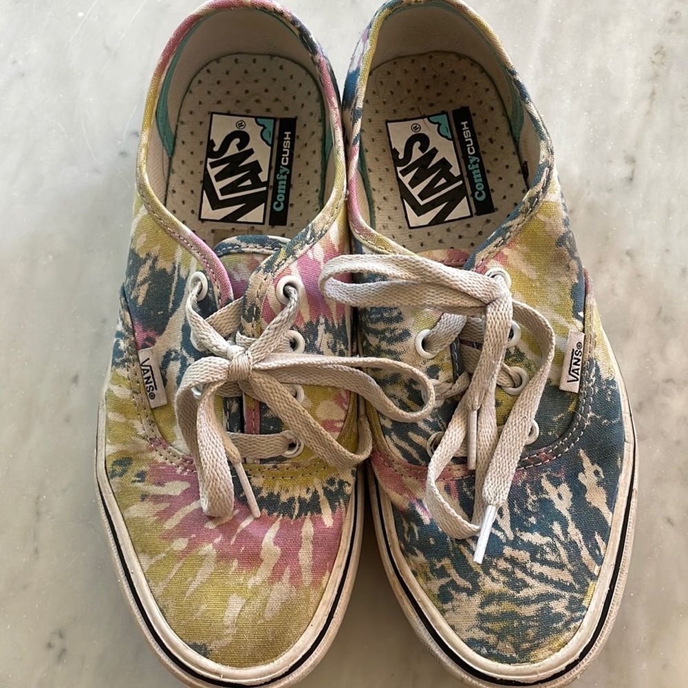 Vans 6.5 tie dye shoes